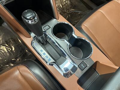 2017 Chevrolet Equinox Premier   - Photo 8 - Grand Rapids, MI 49504