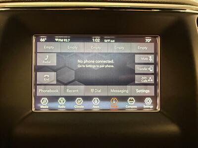 2019 Jeep Grand Cherokee Laredo   - Photo 30 - Grand Rapids, MI 49504