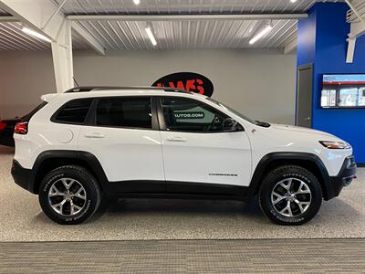 2015 Jeep Cherokee Trailhawk   - Photo 7 - Grand Rapids, MI 49504