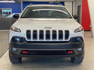 2015 Jeep Cherokee Trailhawk   - Photo 2 - Grand Rapids, MI 49504