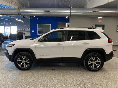 2015 Jeep Cherokee Trailhawk   - Photo 4 - Grand Rapids, MI 49504