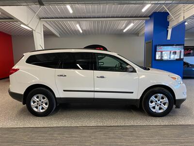 2011 Chevrolet Traverse LS   - Photo 8 - Grand Rapids, MI 49504