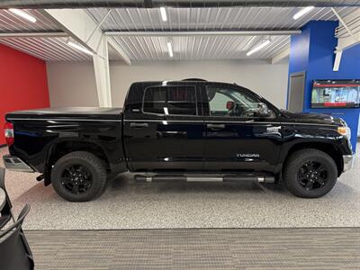 2015 Toyota Tundra SR5 - Photo 7 - Grand Rapids, MI 49504
