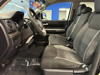 2015 Toyota Tundra SR5 - Photo 31 - Grand Rapids, MI 49504