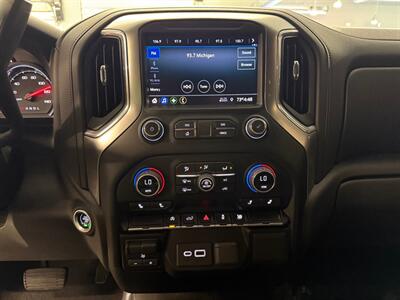 2020 Chevrolet Silverado 1500 LT   - Photo 27 - Grand Rapids, MI 49504