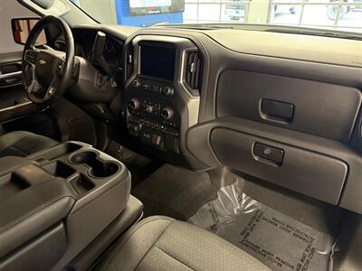 2020 Chevrolet Silverado 1500 LT   - Photo 13 - Grand Rapids, MI 49504