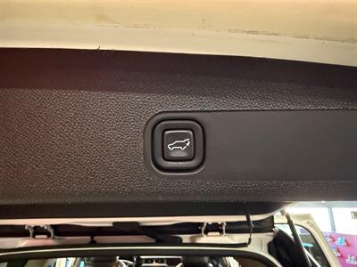 2011 GMC Yukon Denali - Photo 28 - Grand Rapids, MI 49504