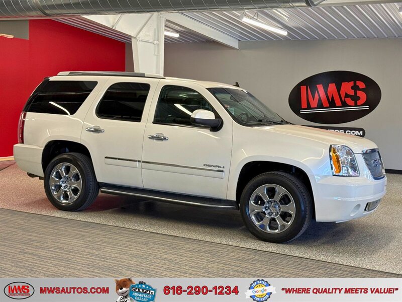 2011 GMC Yukon Denali   - Photo 1 - Grand Rapids, MI 49504