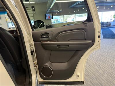 2011 GMC Yukon Denali - Photo 17 - Grand Rapids, MI 49504