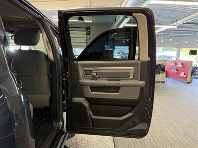 2015 RAM 1500 SLT   - Photo 18 - Grand Rapids, MI 49504