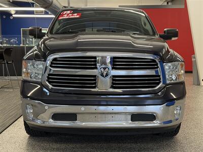 2015 RAM 1500 SLT   - Photo 2 - Grand Rapids, MI 49504