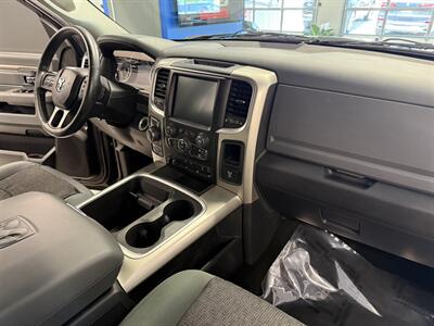 2015 RAM 1500 SLT   - Photo 21 - Grand Rapids, MI 49504