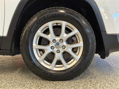 2014 Jeep Cherokee Latitude   - Photo 9 - Grand Rapids, MI 49504