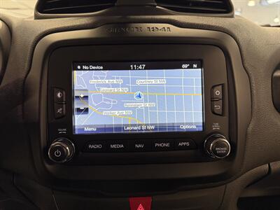 2017 Jeep Renegade Latitude   - Photo 15 - Grand Rapids, MI 49504