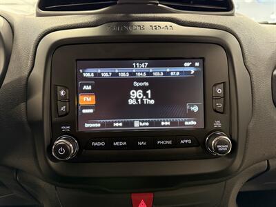 2017 Jeep Renegade Latitude   - Photo 12 - Grand Rapids, MI 49504