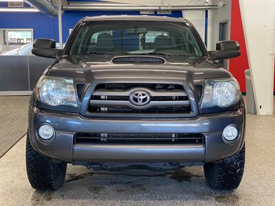 2010 Toyota Tacoma V6   - Photo 2 - Grand Rapids, MI 49504