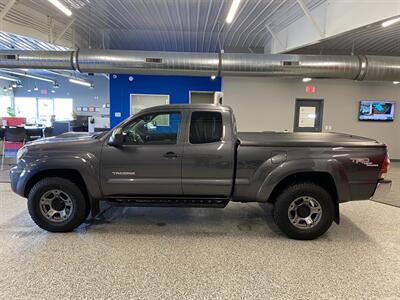 2010 Toyota Tacoma V6   - Photo 4 - Grand Rapids, MI 49504