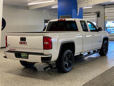 2018 GMC Sierra 1500   - Photo 8 - Grand Rapids, MI 49504