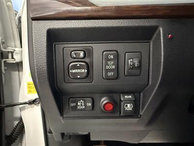 2014 Toyota Tundra Limited   - Photo 19 - Grand Rapids, MI 49504