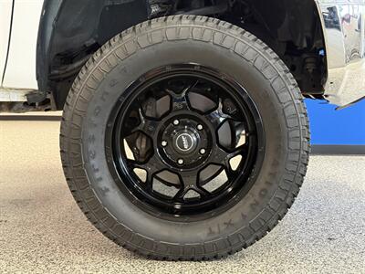 2014 Toyota Tundra Limited   - Photo 9 - Grand Rapids, MI 49504
