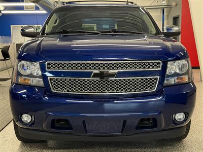 2013 Chevrolet Avalanche LT Black Diamond   - Photo 2 - Grand Rapids, MI 49504