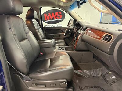 2013 Chevrolet Avalanche LT Black Diamond   - Photo 11 - Grand Rapids, MI 49504