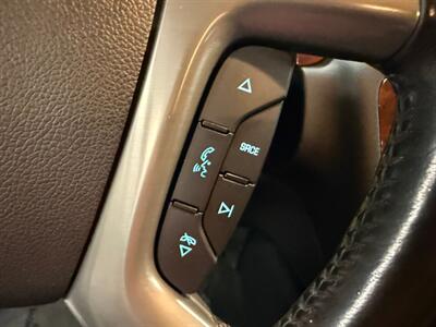 2013 Chevrolet Avalanche LT Black Diamond   - Photo 31 - Grand Rapids, MI 49504