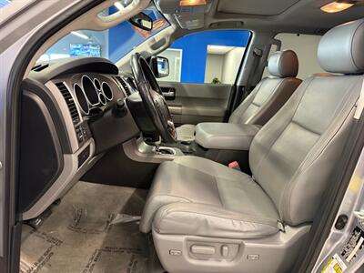 2010 Toyota Sequoia Limited   - Photo 31 - Grand Rapids, MI 49504
