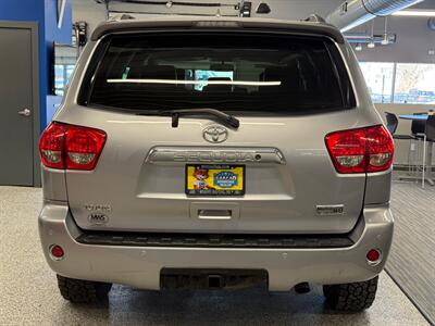 2010 Toyota Sequoia Limited   - Photo 6 - Grand Rapids, MI 49504