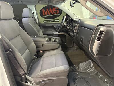 2017 Chevrolet Silverado 1500 LT - Photo 11 - Grand Rapids, MI 49504