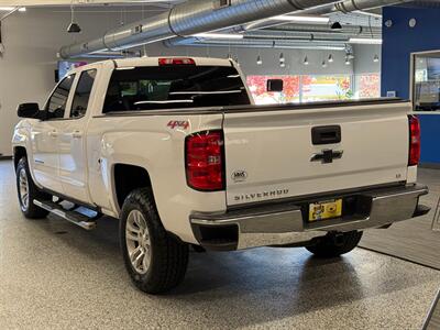 2017 Chevrolet Silverado 1500 LT - Photo 5 - Grand Rapids, MI 49504