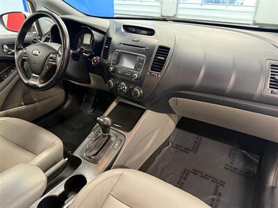 2014 Kia Forte EX   - Photo 10 - Grand Rapids, MI 49504