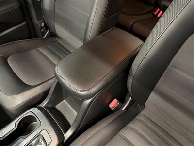 2015 GMC Canyon SLE   - Photo 9 - Grand Rapids, MI 49504