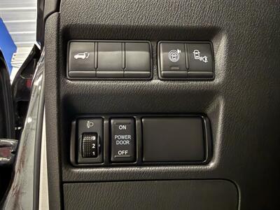 2017 Nissan Armada Platinum   - Photo 10 - Grand Rapids, MI 49504