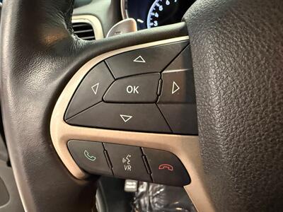 2016 Jeep Grand Cherokee Laredo   - Photo 24 - Grand Rapids, MI 49504