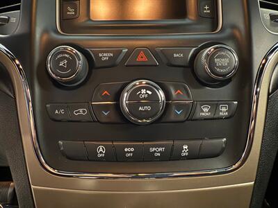 2016 Jeep Grand Cherokee Laredo   - Photo 26 - Grand Rapids, MI 49504