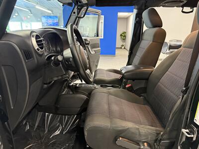 2012 Jeep Wrangler Unlimited Sahara   - Photo 26 - Grand Rapids, MI 49504