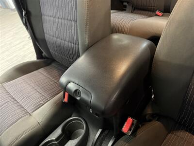 2012 Jeep Wrangler Unlimited Sahara   - Photo 12 - Grand Rapids, MI 49504
