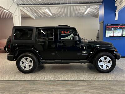 2012 Jeep Wrangler Unlimited Sahara   - Photo 5 - Grand Rapids, MI 49504
