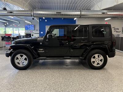 2012 Jeep Wrangler Unlimited Sahara   - Photo 6 - Grand Rapids, MI 49504