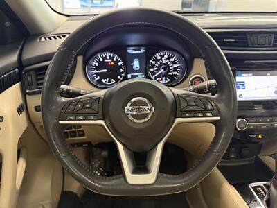 2017 Nissan Rogue SL   - Photo 35 - Grand Rapids, MI 49504