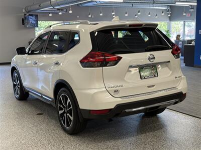 2017 Nissan Rogue SL   - Photo 5 - Grand Rapids, MI 49504