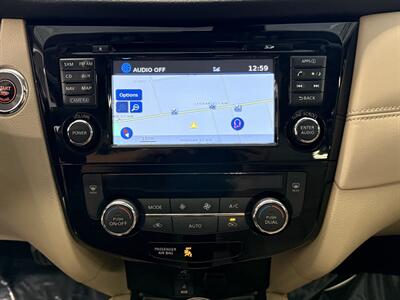 2017 Nissan Rogue SL   - Photo 28 - Grand Rapids, MI 49504