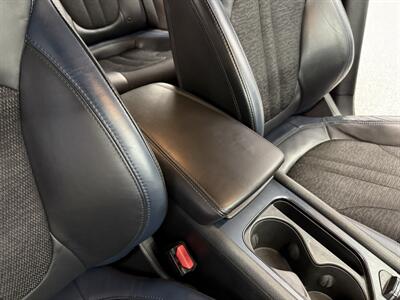 2015 Chrysler 200 S   - Photo 22 - Grand Rapids, MI 49504