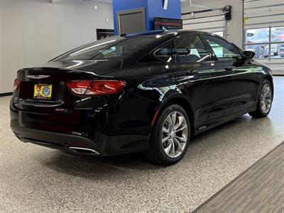 2015 Chrysler 200 S   - Photo 7 - Grand Rapids, MI 49504