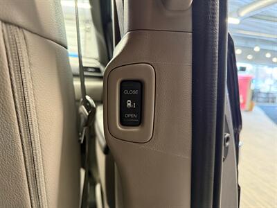 2015 Honda Odyssey EX-L - Photo 15 - Grand Rapids, MI 49504