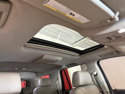 2015 GMC Yukon SLT - Photo 15 - Grand Rapids, MI 49504