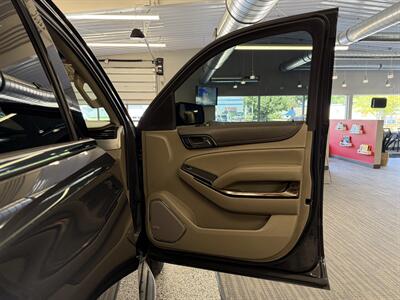 2015 GMC Yukon SLT - Photo 12 - Grand Rapids, MI 49504