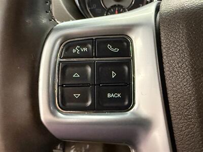 2013 Chrysler Town and Country Touring-L   - Photo 22 - Grand Rapids, MI 49504