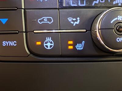 2013 Chrysler Town and Country Touring-L   - Photo 31 - Grand Rapids, MI 49504